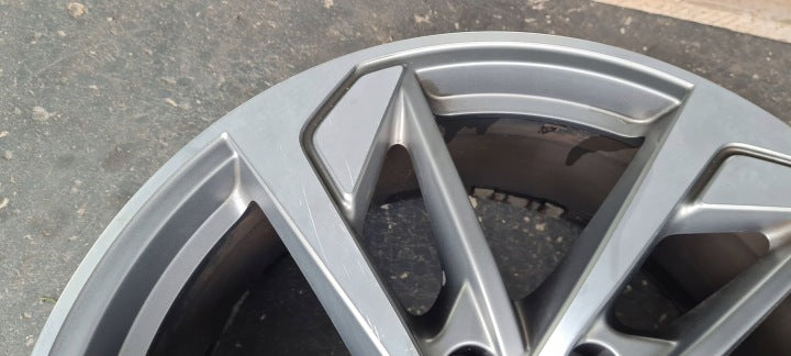 1x Alufelge 19 Zoll 8Y0601025R Audi A3 Rim Wheel FEL5236272346nx