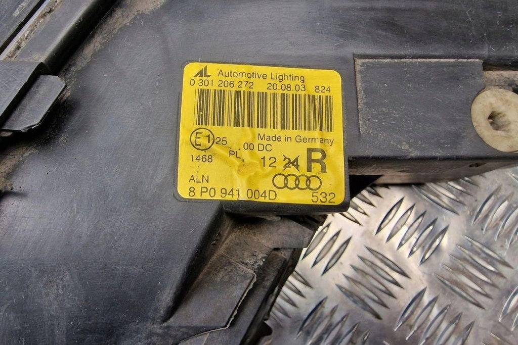 Frontscheinwerfer Audi A3 Sportback 8P0941004 Xenon Rechts oder Links