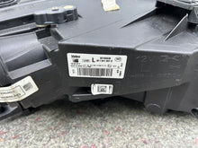 Load image into Gallery viewer, Frontscheinwerfer Seat Leon 5F1941007K Links Scheinwerfer Headlight SCH4229316452vc