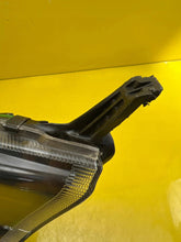 Laden Sie das Bild in den Galerie-Viewer, Frontscheinwerfer Ford Transit Custom JK21-13W030-DJ LED Links Headlight