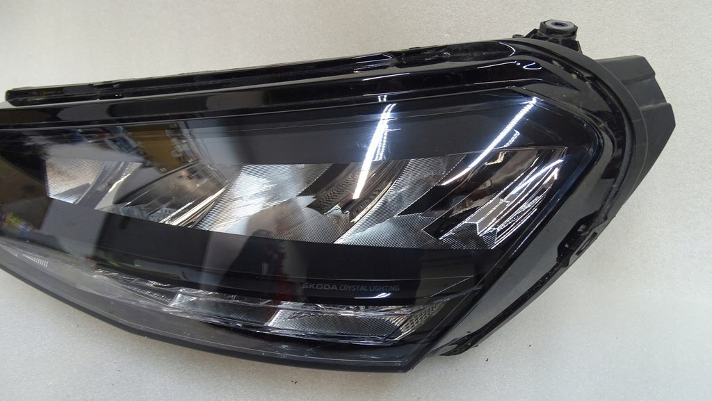 Frontscheinwerfer Skoda Fabia IV 6VB941015 LED Links Scheinwerfer Headlight SCH6825494845ho