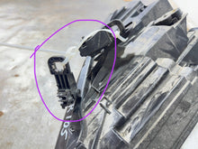 Laden Sie das Bild in den Galerie-Viewer, Frontscheinwerfer Audi Q2 81A941036 Full LED Rechts Scheinwerfer Headlight