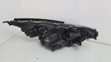 Laden Sie das Bild in den Galerie-Viewer, Frontscheinwerfer Toyota Rav 4 KUI6525 Links Scheinwerfer Headlight SCH3864716973pa