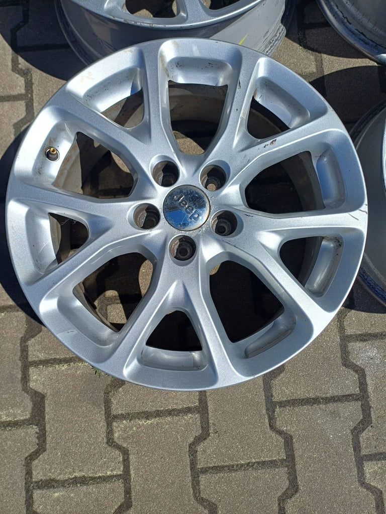 4x Alufelge 17 Zoll 7.0" 5x110 41ET Jeep Renegade Cherokee I Rim Wheel FEL9492936087xe