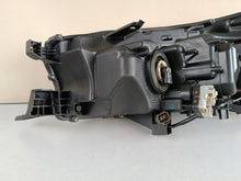 Load image into Gallery viewer, Frontscheinwerfer Toyota Hilux VIII Full LED Rechts Scheinwerfer Headlight SCH4266107423aa