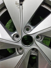 Laden Sie das Bild in den Galerie-Viewer, 1x Alufelge 16 Zoll 7.0" 5x112 3J0601025 Seat Passat Golf Rim Wheel FEL1299336039fb