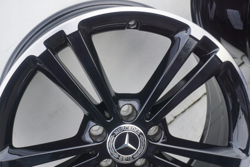 4x Alufelge 18 Zoll 7.5" 5x112 49ET Glanz Schwarz A1774011300 Mercedes-Benz W177