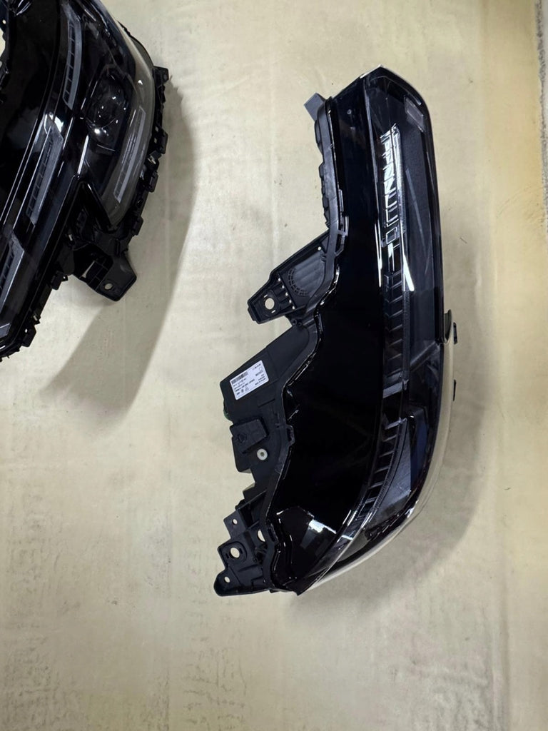 Frontscheinwerfer Alfa Romeo 50572576 Ein Stück (Rechts oder Links) Headlight SCH2056121609jy