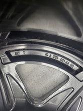 Load image into Gallery viewer, 1x Alufelge 18 Zoll 9.0" 5x112 58ET A2064016600 Mercedes-Benz W206 S206 FEL6254220179gh