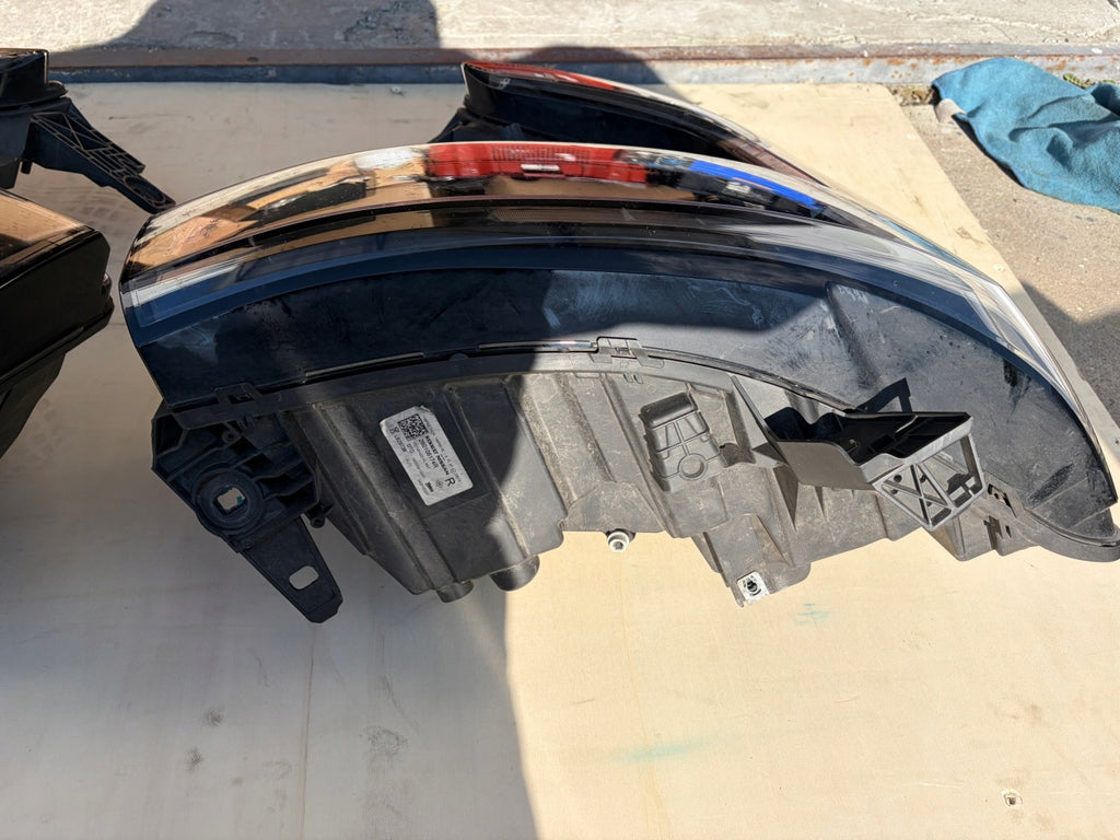Frontscheinwerfer Renault Master I 260106174R 260609073R LED Rechts oder Links SCH7511666628jx