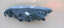 Laden Sie das Bild in den Galerie-Viewer, Frontscheinwerfer Ford Kuga LV4B-13E016-AN Full LED Rechts Headlight SCH2493167957nh