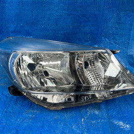 Frontscheinwerfer Toyota Yaris Rechts Scheinwerfer Headlight SCH7959487914xe