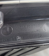 Load image into Gallery viewer, Frontscheinwerfer VW Transporter 7E1941016R Rechts Scheinwerfer Headlight