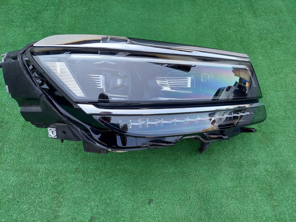 Frontscheinwerfer VW Tiguan 5NB941082 LED Rechts Scheinwerfer Headlight