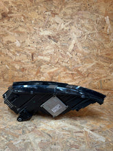 Laden Sie das Bild in den Galerie-Viewer, Frontscheinwerfer Skoda Octavia III 5E1941016E Rechts Scheinwerfer Headlight SCH7119530820mw