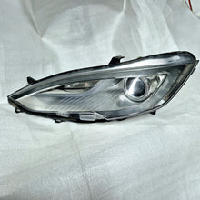 Laden Sie das Bild in den Galerie-Viewer, Frontscheinwerfer Tesla S 6005910-00-C Xenon Links Scheinwerfer Headlight
