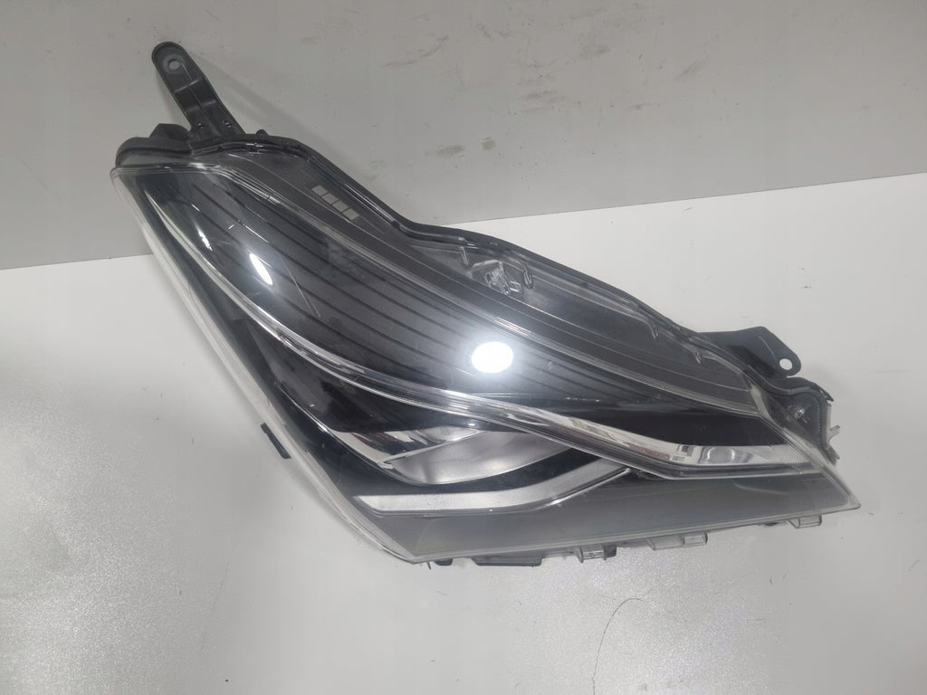 Frontscheinwerfer Toyota Yaris 811700DK18 LED Rechts Scheinwerfer Headlight SCH1042083127yr
