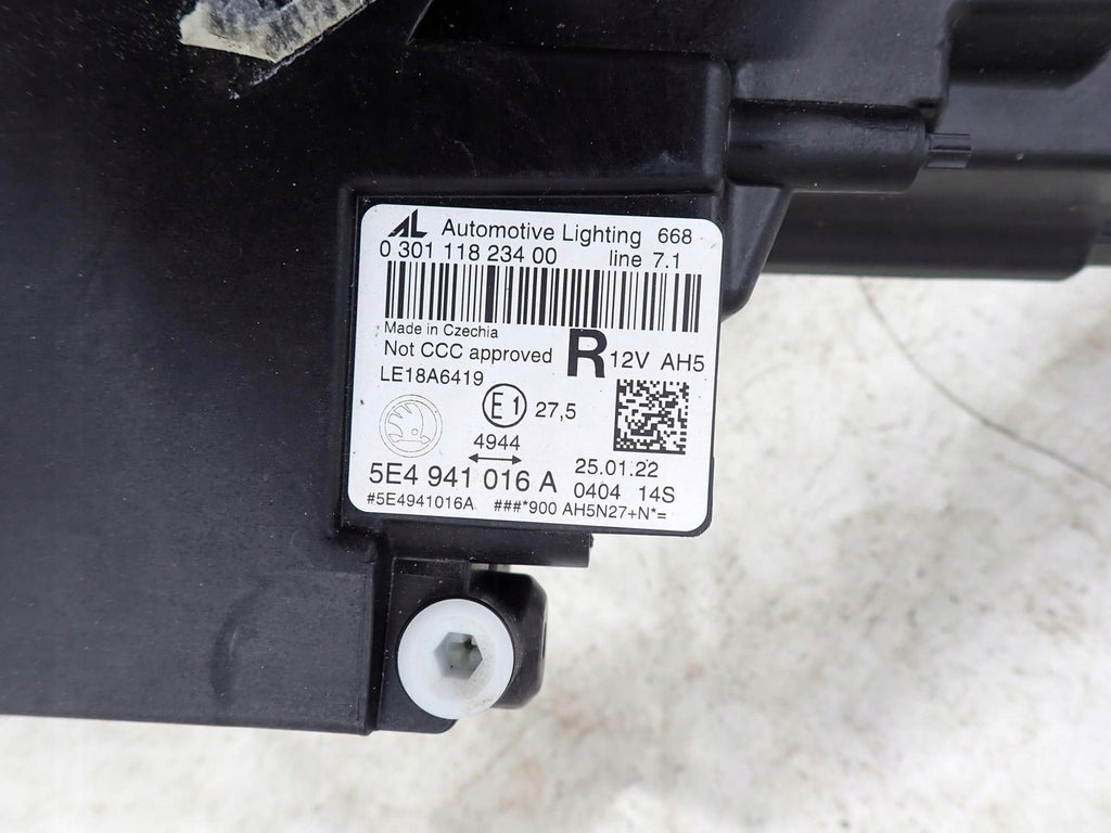Frontscheinwerfer Skoda Octavia IV 5E4941016A LED Rechts Scheinwerfer Headlight SCH4072650985mk