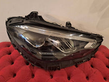 Laden Sie das Bild in den Galerie-Viewer, Frontscheinwerfer Mercedes-Benz W206 20240627 Q002162ZGS001 Rechts Headlight SCH7762897480yy