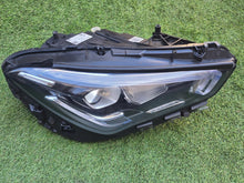 Laden Sie das Bild in den Galerie-Viewer, Frontscheinwerfer Mercedes-Benz Cla A1189062600 LED Rechts Headlight SCH6071530876vn