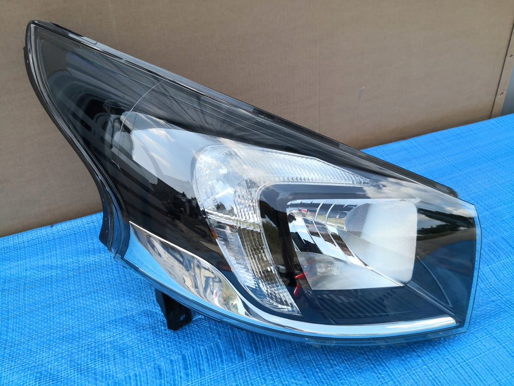 Frontscheinwerfer Opel Vivaro B 260100647R Halogen Rechts Scheinwerfer Headlight