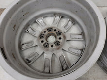 Laden Sie das Bild in den Galerie-Viewer, 4x Alufelge 19 Zoll 8.5" 5x120 33ET Glanz Silber 6790178 BMW 5 F11 6 F06 F10 F07 FEL2746567039vz