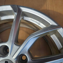 Load image into Gallery viewer, 1x Alufelge 17 Zoll 7.0" 5x114.3 43 5ET Glanz Schwarz Hyundai I Rim Wheel FEL1920645018tr
