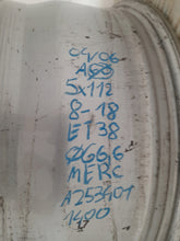 Load image into Gallery viewer, 1x Alufelge 18 Zoll 8.0" 5x112 38ET Glanz Silber A2534011400 Mercedes-Benz FEL7831160464yt