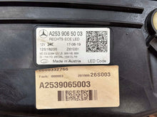 Laden Sie das Bild in den Galerie-Viewer, Frontscheinwerfer Mercedes-Benz Glc A2539065003 Rechts Scheinwerfer Headlight SCH7104697949ez
