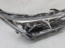 Laden Sie das Bild in den Galerie-Viewer, Frontscheinwerfer Toyota Corolla 81110-02L50-00 LED Rechts Headlight SCH1399355348eu