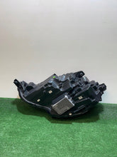 Laden Sie das Bild in den Galerie-Viewer, Frontscheinwerfer Audi 8Y0941034 LED Rechts Scheinwerfer Headlight SCH9373412928og
