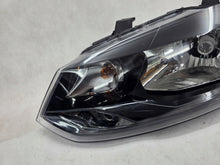 Laden Sie das Bild in den Galerie-Viewer, Frontscheinwerfer VW Polo 6R1941015E Links Scheinwerfer Headlight SCH2875097214tk