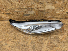 Laden Sie das Bild in den Galerie-Viewer, Frontscheinwerfer Ford Fiesta I C1BB-13W029-CH Rechts Scheinwerfer Headlight SCH1534511199jf