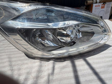 Laden Sie das Bild in den Galerie-Viewer, Frontscheinwerfer Ford Transit Custom BK2113D152B Rechts Scheinwerfer Headlight SCH6088163935cx