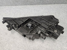 Load image into Gallery viewer, Frontscheinwerfer Skoda Octavia III 5E1941017F 145100023706 Full LED Links SCH2640050966yh