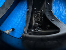 Load image into Gallery viewer, 1x Alufelge 16 Zoll 6.5" 4x100 403009927R Renault Rim Wheel FEL2983407649cn