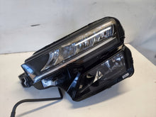 Laden Sie das Bild in den Galerie-Viewer, Frontscheinwerfer Skoda Karoq 57B941009 LED Links Scheinwerfer Headlight SCH7629364876hz