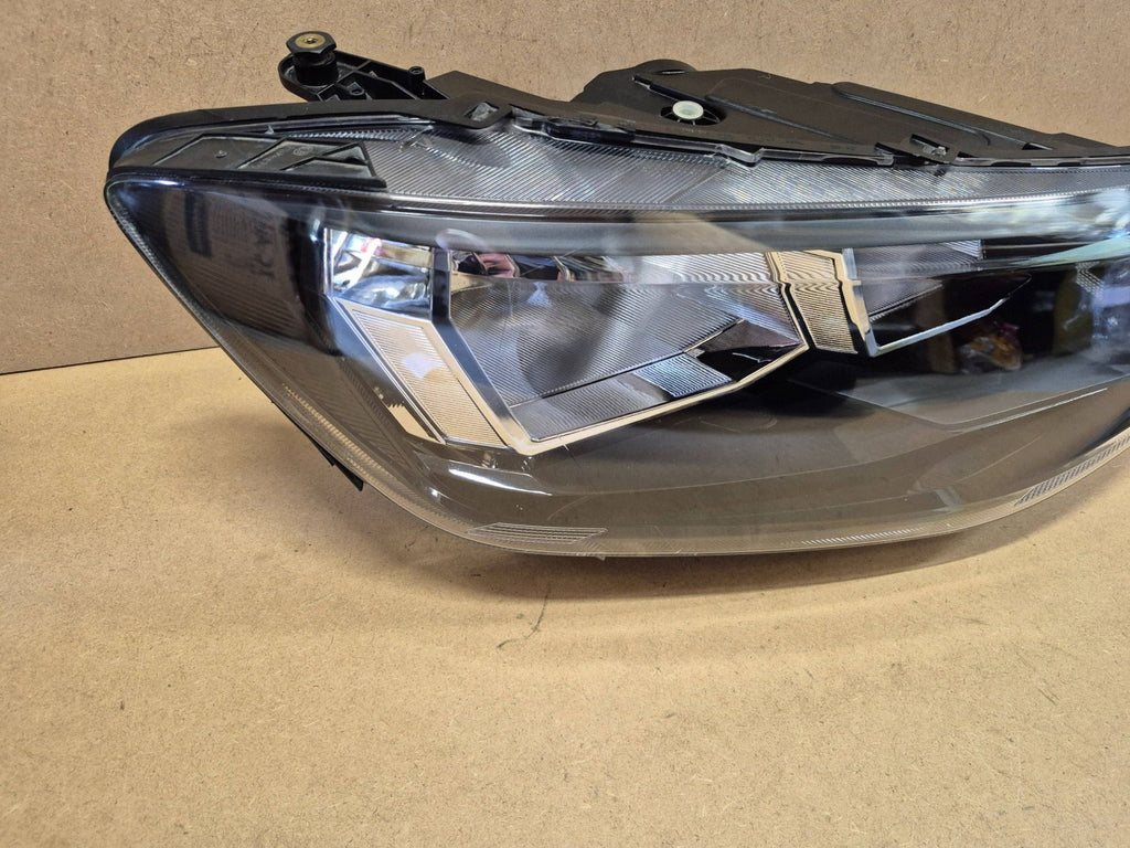 Frontscheinwerfer VW Caddy 2K8941006A Rechts Scheinwerfer Headlight SCH9933905673ni