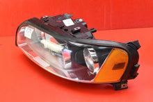 Laden Sie das Bild in den Galerie-Viewer, Frontscheinwerfer Volvo S Links Scheinwerfer Headlight SCH8918702110px
