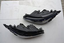 Load image into Gallery viewer, Frontscheinwerfer VW Golf VIII 5H1941036L 5H1941035L LED Ein Satz Headlight SCH3331031001fx