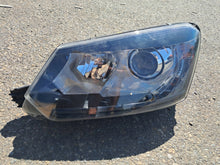Load image into Gallery viewer, Frontscheinwerfer Skoda Yeti 5l 5L1941015C Bi-Xenon Links Scheinwerfer Headlight SCH7602039854kj