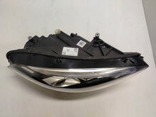 Laden Sie das Bild in den Galerie-Viewer, Frontscheinwerfer Mercedes-Benz W177 A1779063705 A1779064803 Full LED Ein Satz SCH9605002636rt