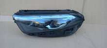 Laden Sie das Bild in den Galerie-Viewer, Frontscheinwerfer Mercedes-Benz A1779065704 1EX2862 Links Scheinwerfer Headlight SCH6472620302ps