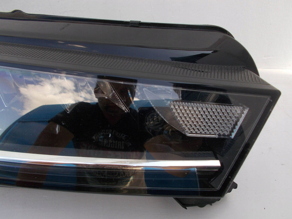 Frontscheinwerfer Skoda Octavia 5E4941016L Rechts Scheinwerfer Headlight SCH7379185327wx