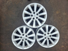Laden Sie das Bild in den Galerie-Viewer, 1x Alufelge 17 Zoll 8.0" 5x114.3 Toyota Rav 4 Iii Rim Wheel FEL7921440089jx