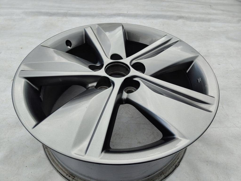 1x Alufelge 17 Zoll 7.0" 5x114.3 45ET Glanz Graphit 42611-05310 Toyota Avensis FEL7964845681ag