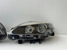 Load image into Gallery viewer, Frontscheinwerfer Renault Laguna III 260105823R 260601102R Ein Satz Headlight