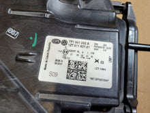 Load image into Gallery viewer, Frontscheinwerfer VW Touareg 7P1941033A LED Links Scheinwerfer Headlight