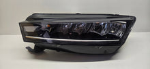 Laden Sie das Bild in den Galerie-Viewer, Frontscheinwerfer Skoda Octavia 5E4941015 Links Scheinwerfer Headlight SCH7452926871je