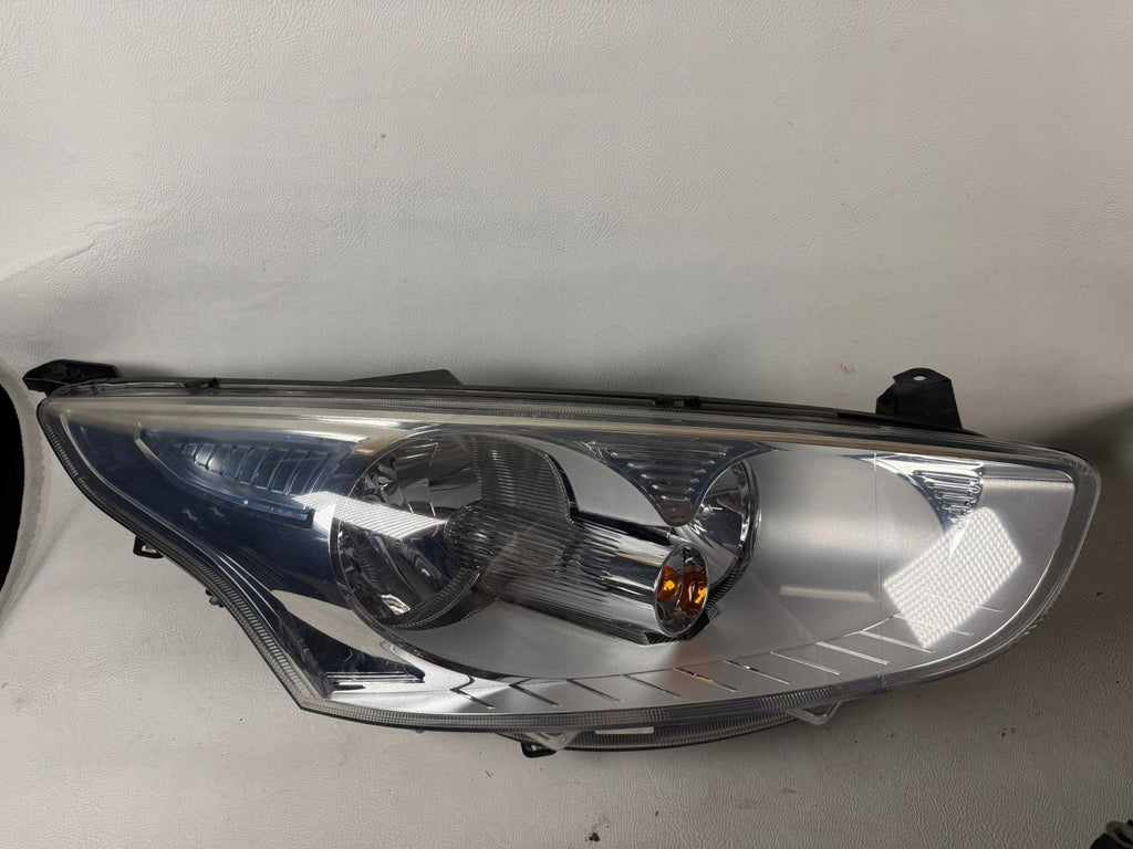 Frontscheinwerfer Ford B-Max AV113W030 AV113W29 Ein Stück (Rechts oder Links) SCH2675114762un